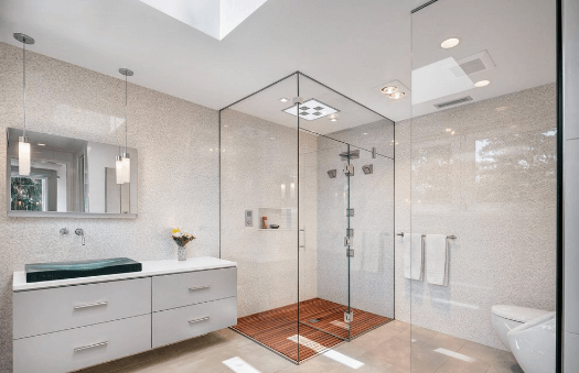 Phòng tắm kính vách vuông 90 độ
