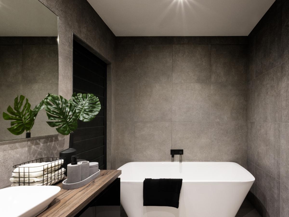 Mẫu thiết kế phòng tắm hiện đại, tối giản theo gam màu tối