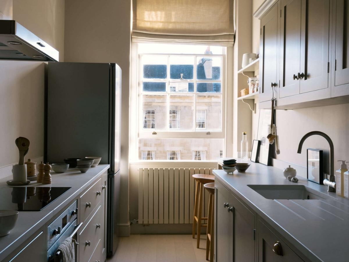 Tận dụng nguồn ánh sáng tự nhiên giúp gian bếp thoáng đãng hơn