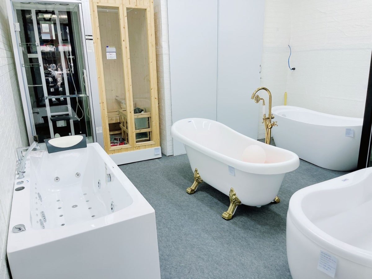 Quý khách sẽ được khám phá những mẫu bồn tắm INAX chính hãng tại HITA