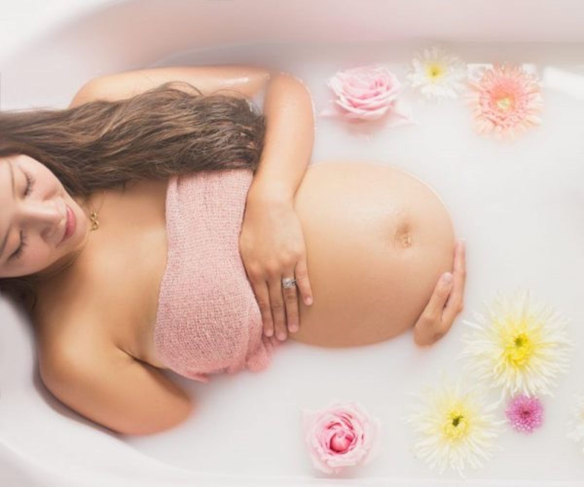 Tắm bồn tạo sự thư giãn cho phụ nữ mang bầu.